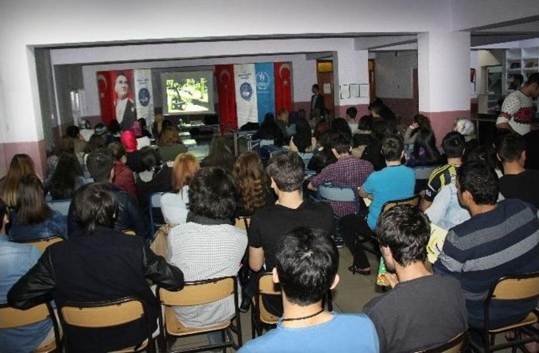 &Ouml;ğrenciler Ter&ouml;r Ve Şiddet Konusunda Bilin&ccedil;lendirildi