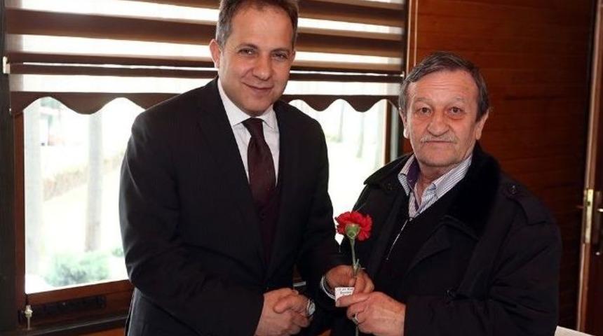 Sgm Y&ouml;netici Ve Eğitmenleri, Huzurevi Sakinleri İle Bir Araya Geldi