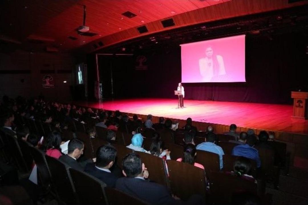 &Ccedil;anakkale Zaferi &lsquo;şiir Ve Bilgi Yarışması&rsquo; &Ouml;d&uuml;l T&ouml;reni D&uuml;zenlendi