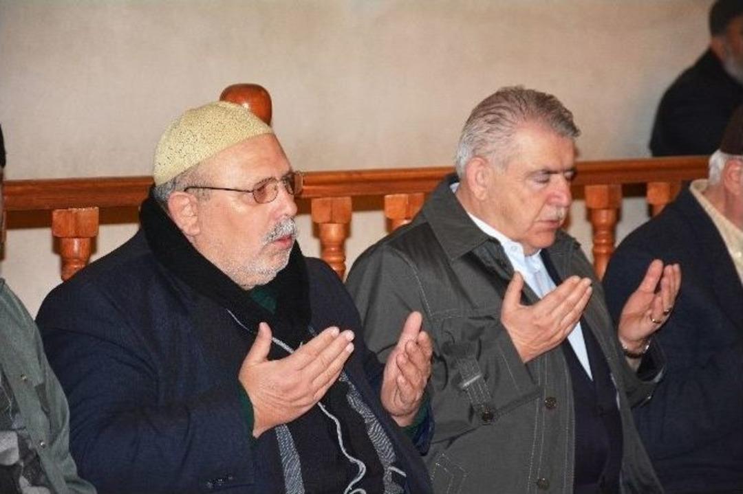 Kahramanmaraş&rsquo;ta Eller &Ccedil;anakkale Şehitleri İ&ccedil;in A&ccedil;ıldı