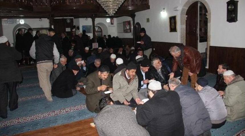 Sinop&rsquo;ta Sabah Namazında &Ccedil;anakkale Şehitlerini Anma Programı