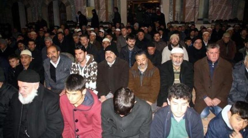 &Ccedil;anakkale Şehitleri Dualarla Anıldı