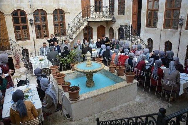 Başkan Kara, Anadolu İmam Hatip Lisesi Öğrencileri İle Bir Araya Geldi