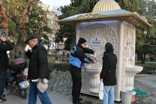 İkram Çeşmelerinden Çanakkale Aktı