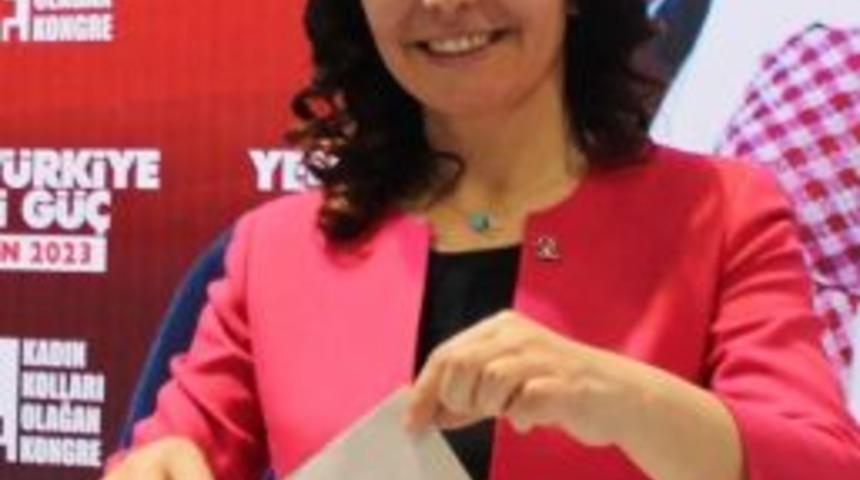 Ak Parti Kadın Kollarında G&ouml;rev B&ouml;l&uuml;m&uuml;