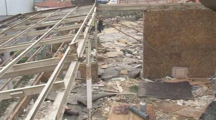 Malatya İl Özel İdaresi İş Merkezi’nin Yıkım Çalışmaları Başladı