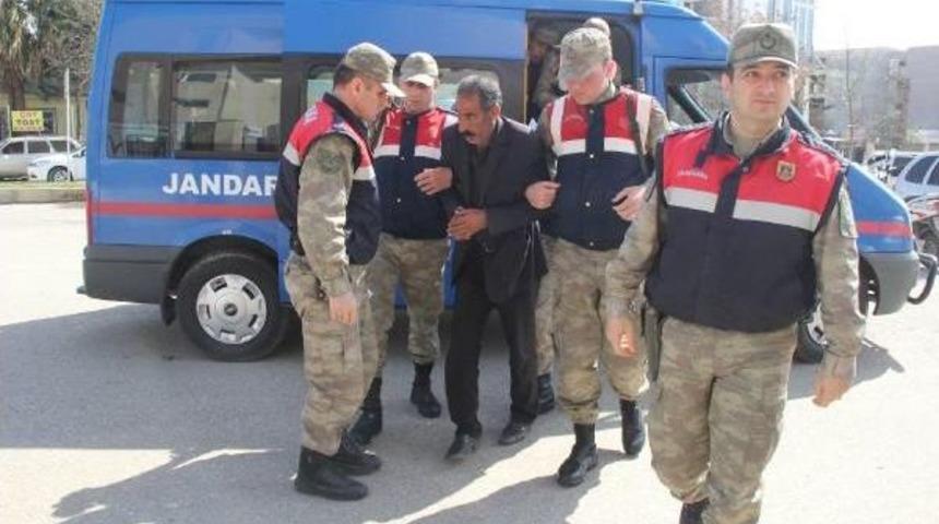 Eşini D&ouml;verek Hastanelik Eden Koca Tutuklandı