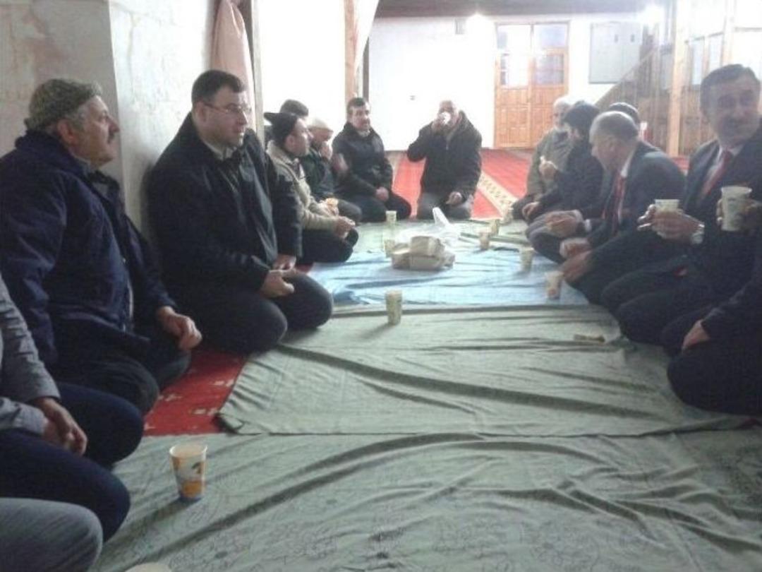 &Ccedil;anakkale Şehitleri İ&ccedil;in Sabah Namazı Sonrası Dua Edildi