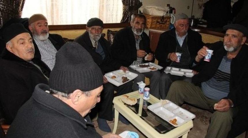 Narman Eski Belediye Başkanlarından Zeki Kınalı Unutulmadı