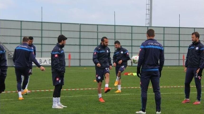 "ligde Kalmak İstiyorsan Sahada G&uuml;c&uuml;n&uuml; G&ouml;stereceksin"