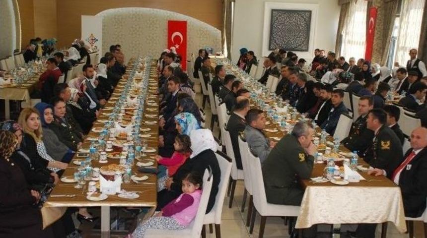 Batman&rsquo;da 18 Mart &Ccedil;anakkale Şehitlerini Anma T&ouml;reni D&uuml;zenlendi