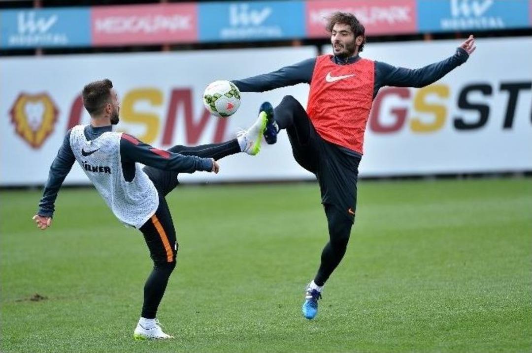 Galatasaray&rsquo;da Sel&ccedil;uk Takımla &Ccedil;alıştı