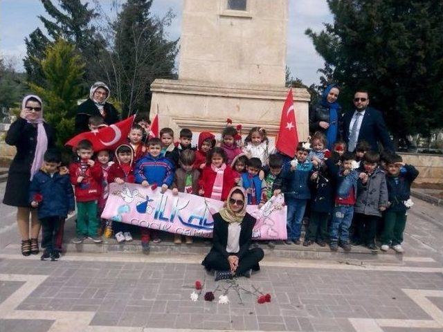 İlk Adım Çocuk Gelişim Akademisi Öğrencileri, Şehitlerin Mezarını Ziyaret Etti