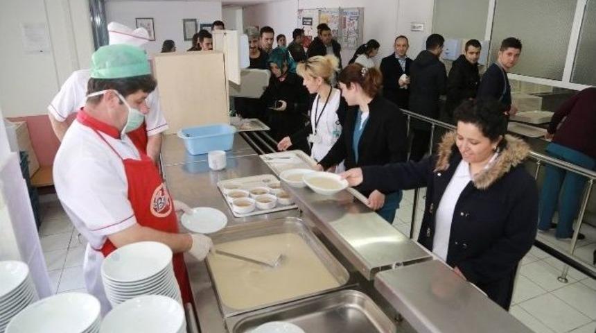 &rsquo;men&uuml;m&uuml;z &Ccedil;anakkale, Dualarımız Şehitlerle&rsquo;