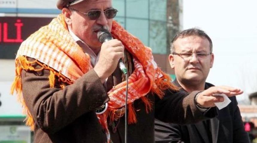 Mhp'li Aday Adayı 'bozkurt'u 'rock&ccedil;ı' Işaretiyle Karıştırdı