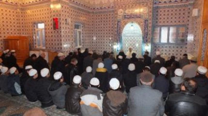 Pasinler&rsquo;de Sabah Namazında &Ccedil;anakkale Şehitleri Anıldı