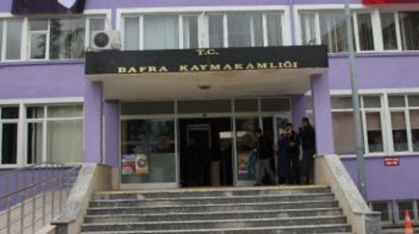 Kaymakamlığa Pompalı T&uuml;fekle Girdi