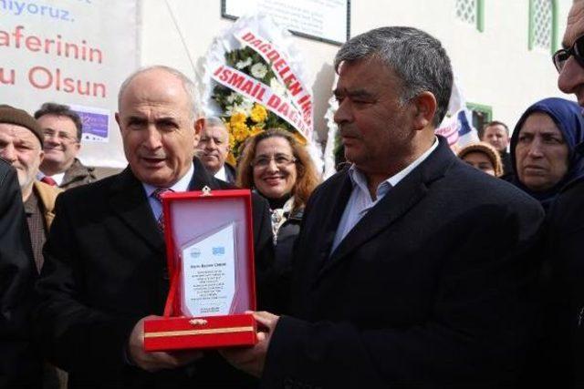 Seyit Onbaşı Camii'nde Ilk Namazı Torunları Kıldı