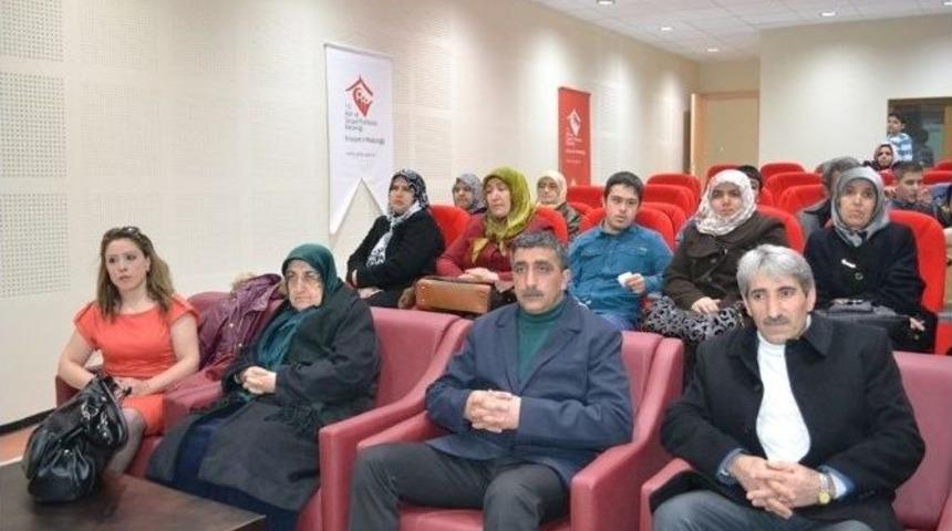 Asp İl M&uuml;d&uuml;rl&uuml;ğ&uuml; Engelli Ailelerini Bilin&ccedil;lendirdi