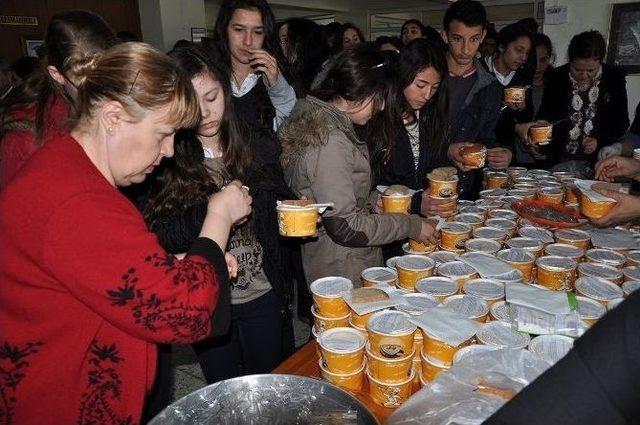 Aliağalı Öğrenciler, Şehitleri Kırık Buğday Çorbasıyla Andı