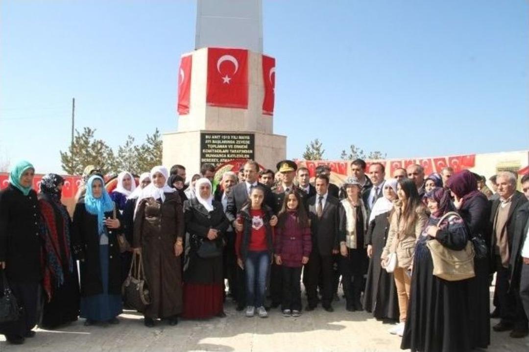 &Ccedil;anakkale Şehitleri Van&rsquo;da Anıldı