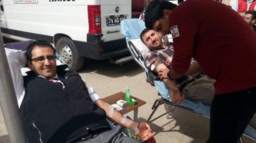 &Ouml;ğretmenlerden Duyarlı Kampanya