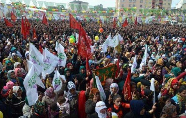 Sırrı Sakık: Onlar It Sürüsüdür, Onlar Bu Halka Düşmandır