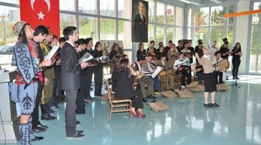 Dilovası&rsquo;nda &Ccedil;anakkale Zaferi&rsquo;nin 100. Yılı Kutlandı