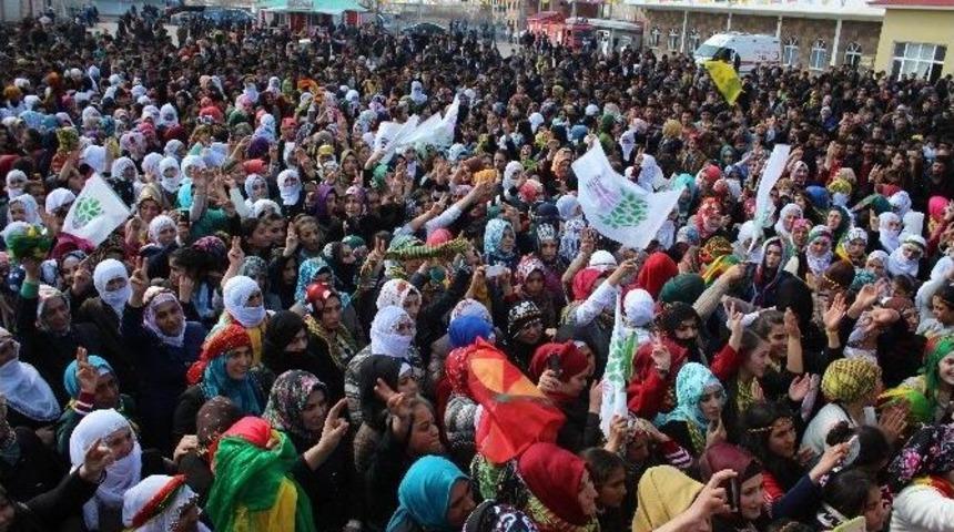 Bulanık&rsquo;ta Nevruz Kutlaması