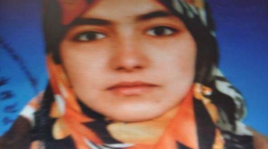 Anne Ile 4 Yaşındaki Oğlu Boğazları Kesilerek &Ouml;ld&uuml;r&uuml;ld&uuml;