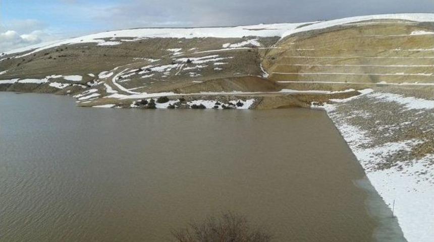 5 Yıl &Ouml;nce İ&ccedil;meye Suları Yoktu Şimdi Tarlalarını Suluyorlar