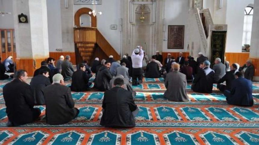 Adıyaman&rsquo;Da Şehitler I&ccedil;in Mevlit Okutuldu