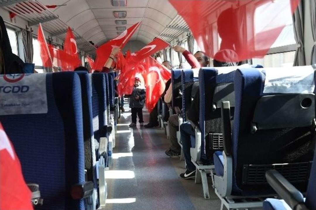 Zafer Treni Uşak&rsquo;tan Dumlupınar&rsquo;a Gitti