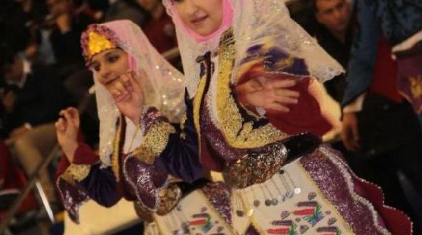 Madde Bağımlılığına Zeybekle Dikkat &Ccedil;ektiler