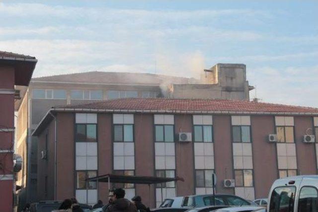 &Ccedil;apa daki İ.&uuml; İstanbul Tıp Fak&uuml;ltesi Hastanesi nde Yangın 1