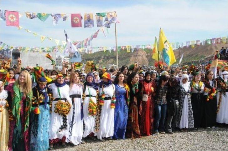 Cizre’de Coşkulu Nevruz Kutlaması G5