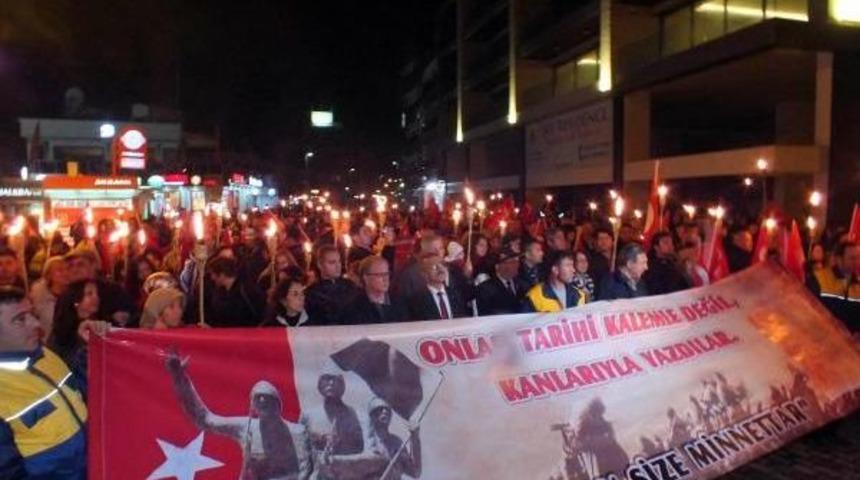Marmaris'te &Ccedil;anakkale Şehitleri Anıldı
