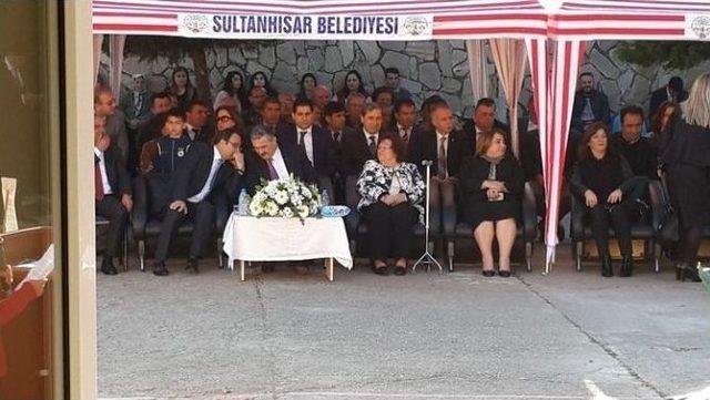 Dedesi Adına Yaptırdığı Okula Halasının Adına Zeka Sınıfı Kazandırdı