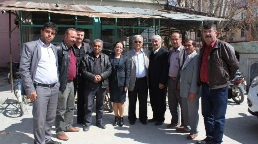 Ak Parti Aday Adayı Aras&rsquo;tan Muhtarlara B&uuml;ro S&ouml;z&uuml;