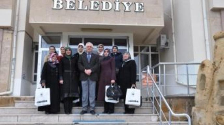 Ak Parti Kadın Kollarından G&ouml;reme Belediyesi&rsquo;ne Ziyaret