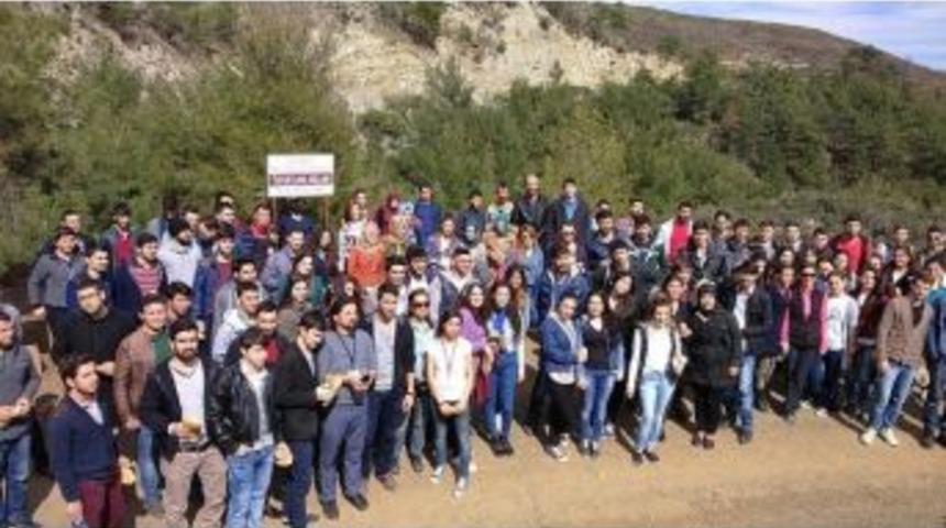 Mk&uuml; &Ouml;ğrencilerinden &rsquo;&ouml;zgecan Aslan&rsquo; İ&ccedil;in Hatıra Ormanı