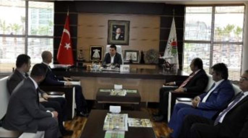 Osb Y&ouml;netimi Başkan T&uuml;t&uuml;nc&uuml;&rsquo;y&uuml; Ziyaret Etti