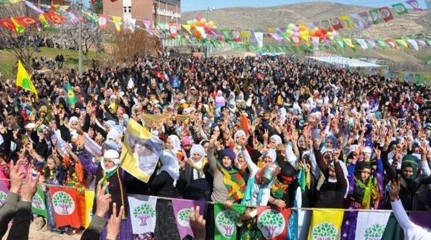 Baykan Ve Eruh İl&ccedil;elerinde Nevruz Kutlamaları