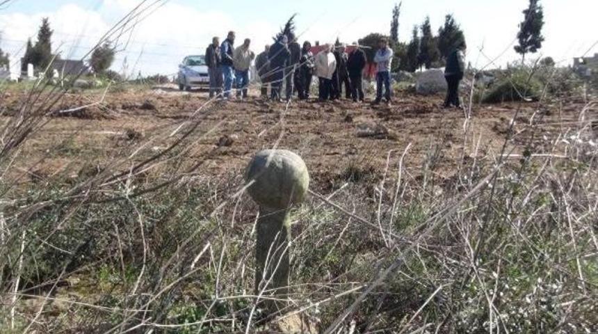 Mezarlıkta Işmakinesi Ile D&uuml;zenlemeye Tepki