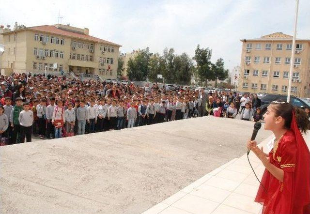 Minik Yüreklerden “şehide Saygı, Zafere Coşku”