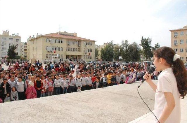 Minik Yüreklerden “şehide Saygı, Zafere Coşku”