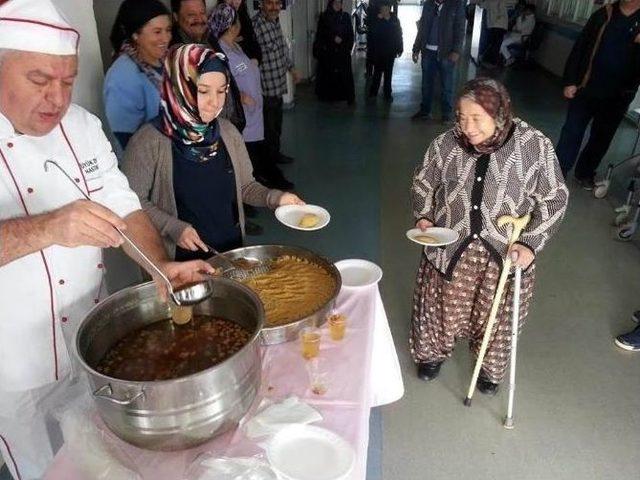 Hüyük’te Hastalara Hoşaf Ve Helva İkram Edildi