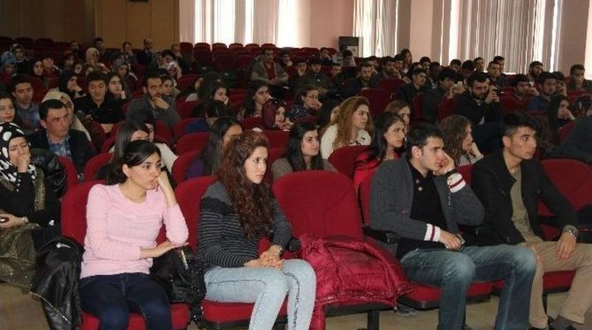 İha Foto Muhabiri Savaşın Etkilediği Toplumları Anlattı