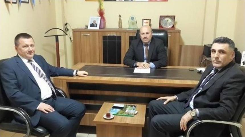 Hasan T&uuml;rkyılmaz, &Ccedil;almadık Kapı Bırakmıyor