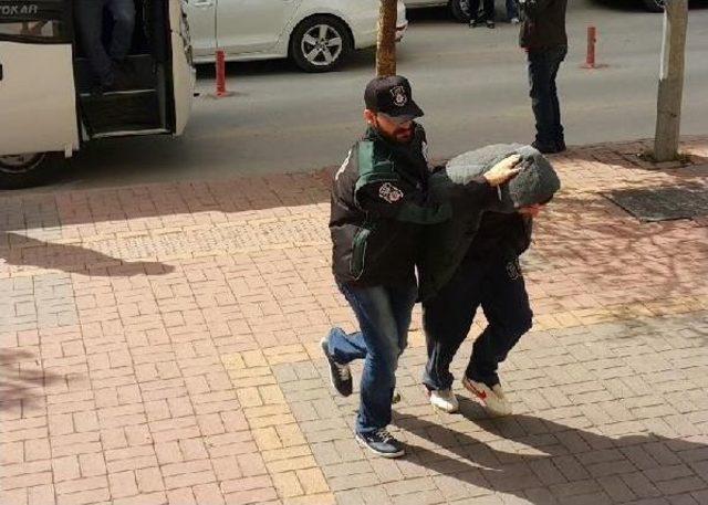 Kocaeli de  torbacı  Operasyonu: 21 G&ouml;zaltı 1